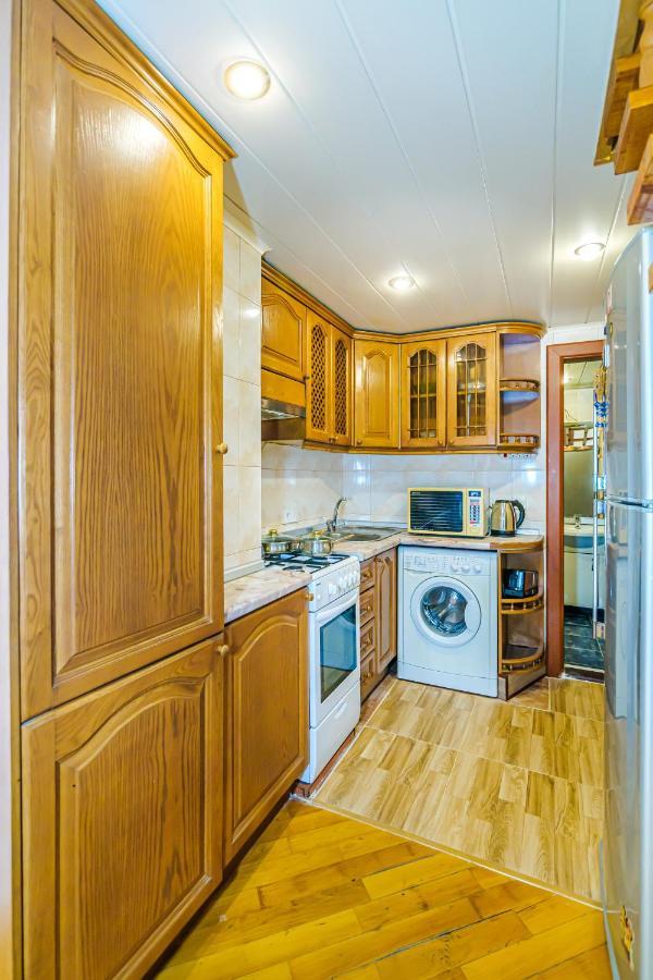 Targovu Centre 3 Room. Duplex Home. バクー エクステリア 写真
